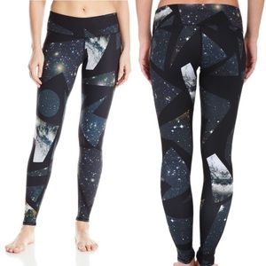 Alo Yoga leggings space galaxy
